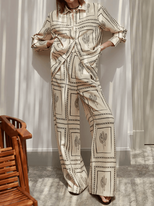 Conjunto de dos piezas con estampado geométrico abstracto