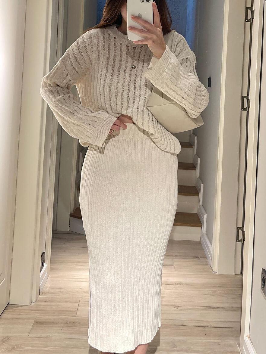 Jersey de punto con cuello redondo y aberturas