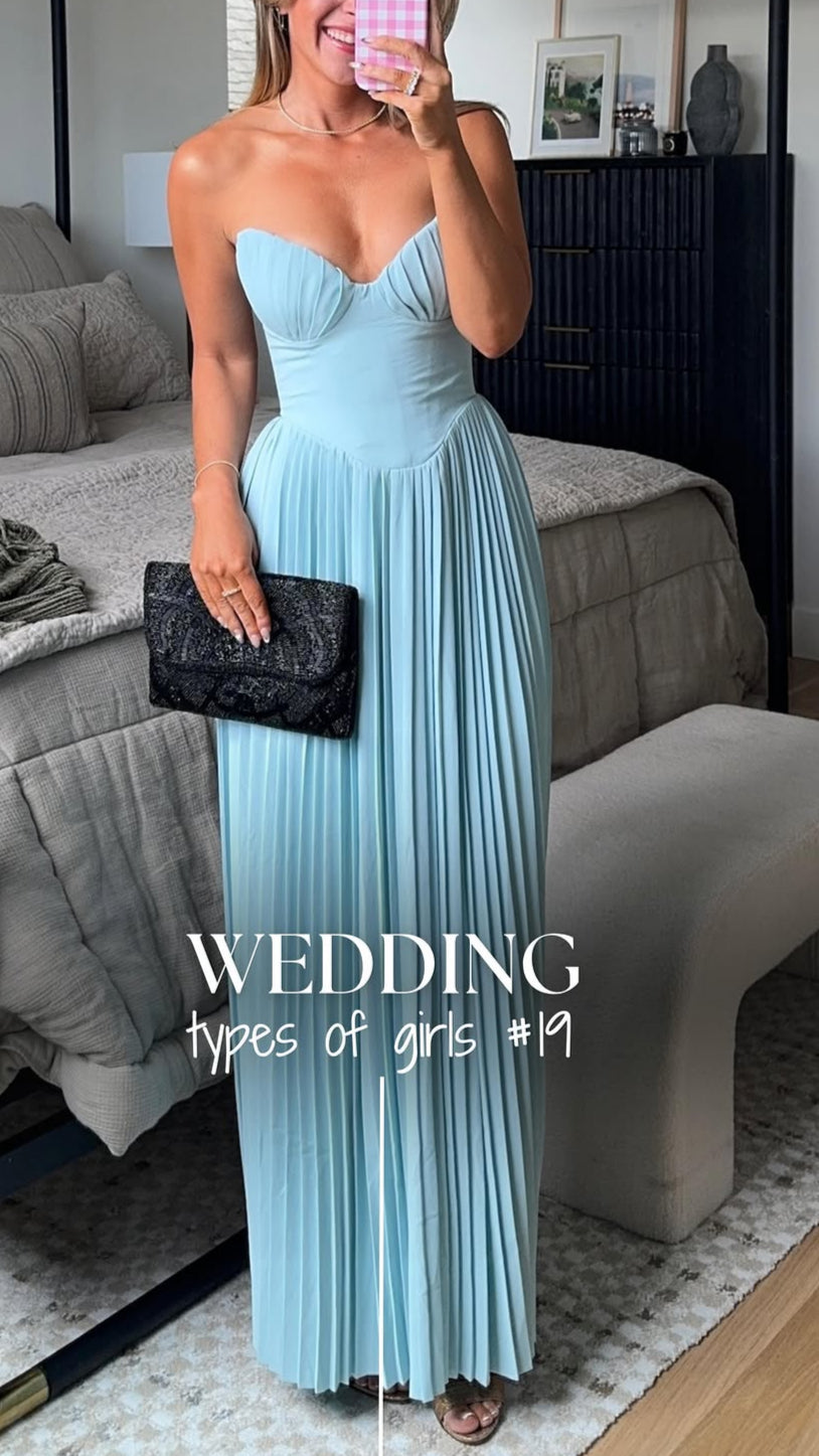 Vestido largo palabra de honor con pliegues