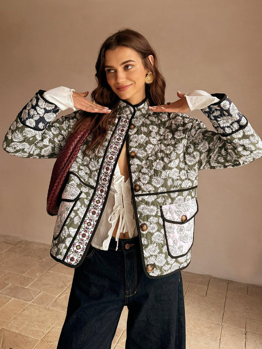 Abrigo bohemio con bolsillos de solapa