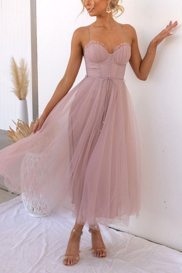 Vestido princesa contemporánea de tul con tirantes