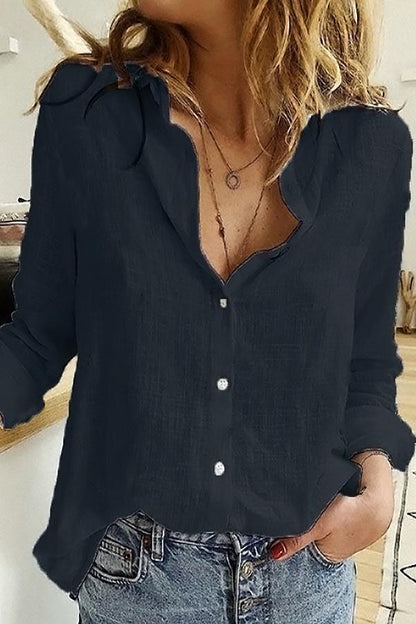 Blusa casual de botones con cuello camisero