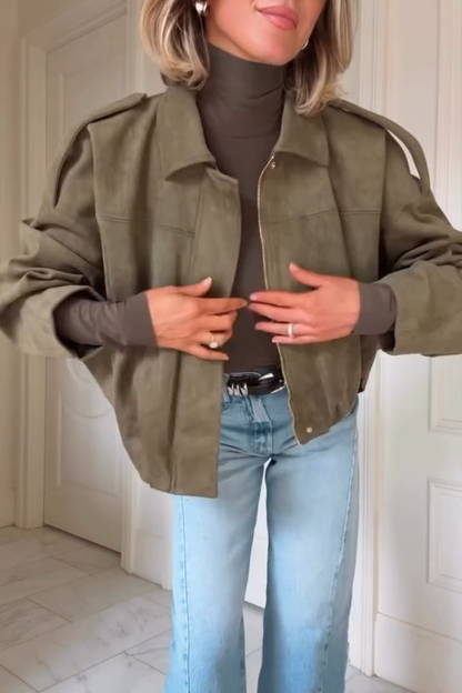 Chaqueta piloto corta de gamuza sintética con solapa