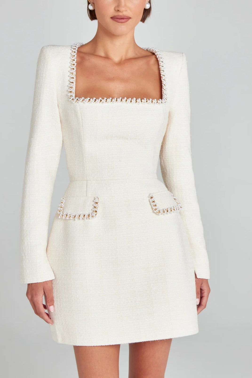 Vestido Mini con Perlas y Bolsillos