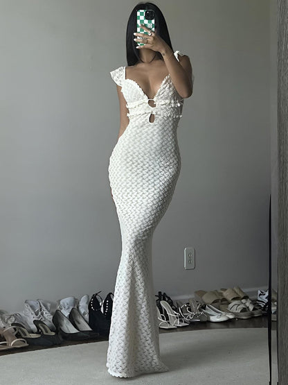 Vestido largo con escote lágrima y detalle de perlas