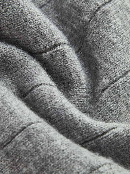 Cárdigan suave con cuello redondo y botones