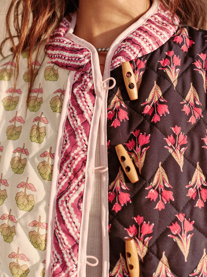 Abrigo estampado de inspiración urbana