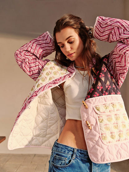 Abrigo estampado de inspiración urbana