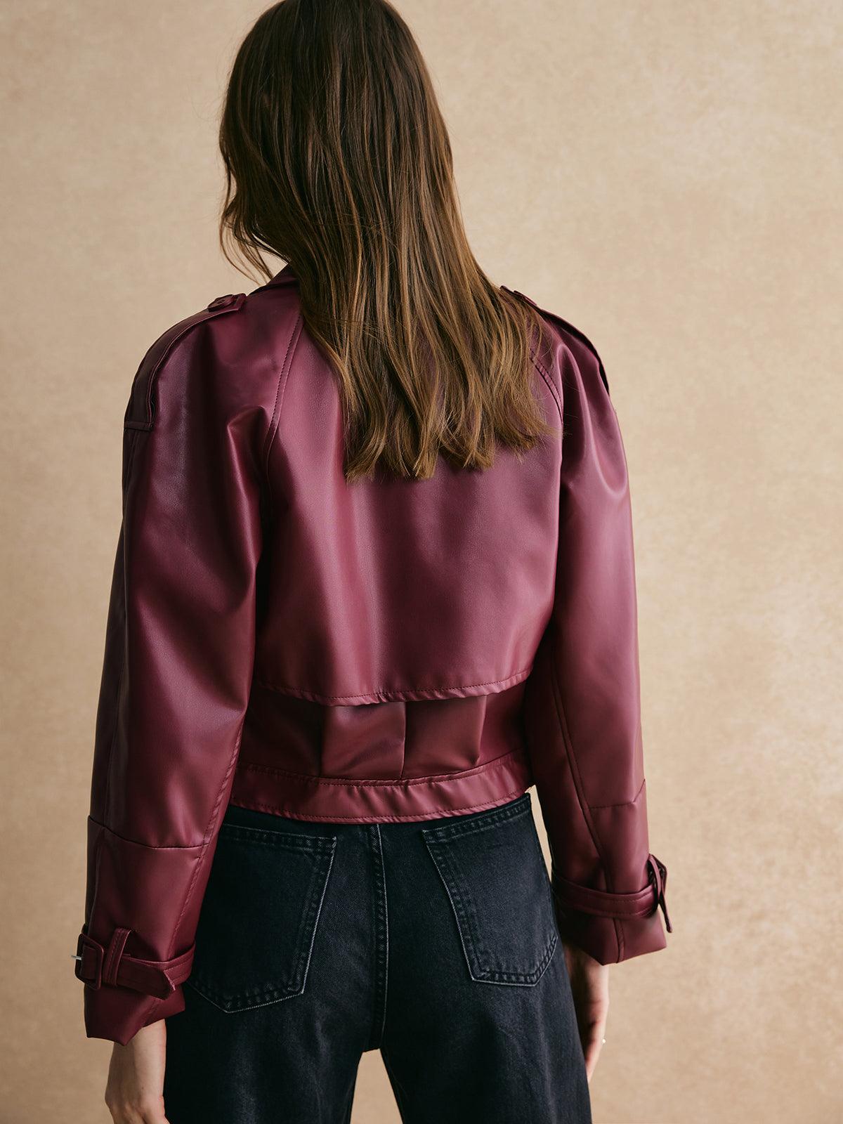 Chaqueta de piel sintética con cinturón y hebilla