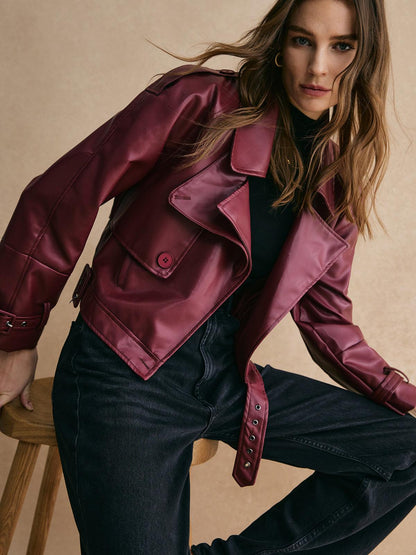 Chaqueta de piel sintética con cinturón y hebilla