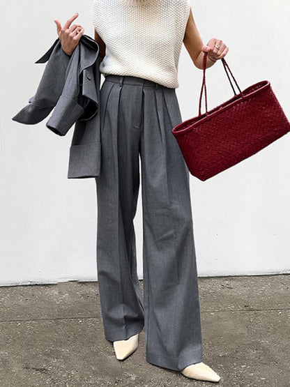 Pantalón largo de cintura alta con pliegues