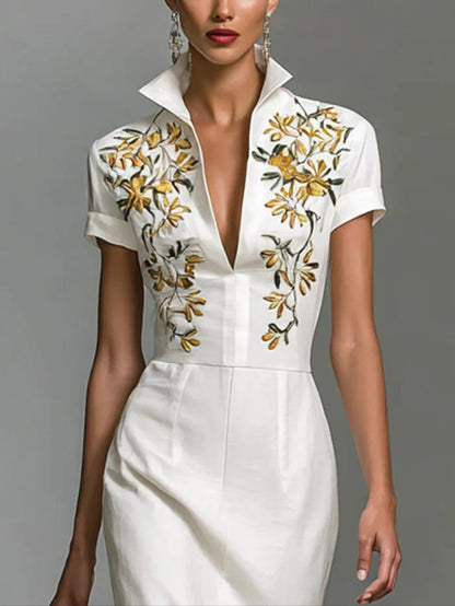 Vestido midi estampado con escote en V y manga corta