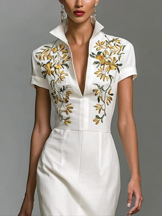 Vestido midi estampado con escote en V y manga corta