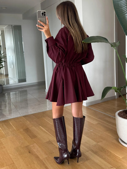 Vestido Camisero Corto con Cintura Ajustada