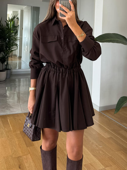 Vestido Camisero Corto con Cintura Ajustada