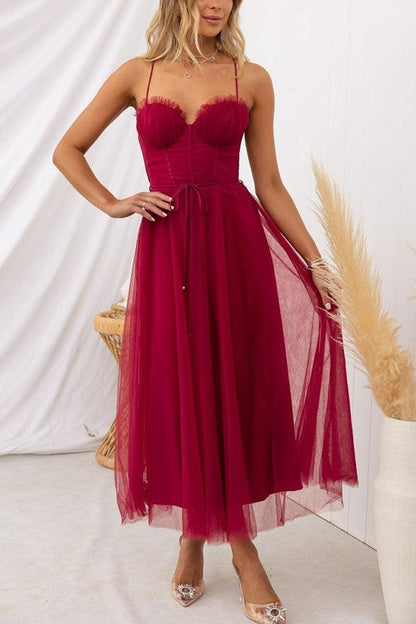 Vestido princesa contemporánea de tul con tirantes