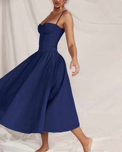 Vestido largo estilo corsé con tirantes finos