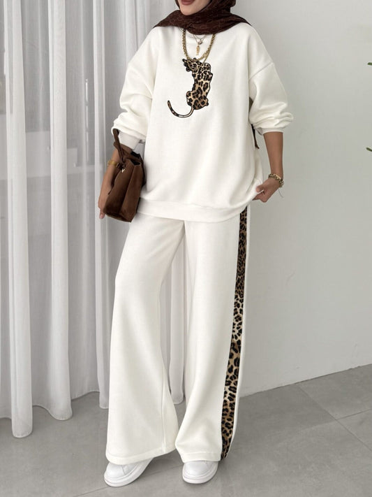 Conjunto de sudadera y pantalón con estampado de leopardo