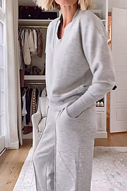 Conjunto de dos piezas con top de escote en V y pantalón liso